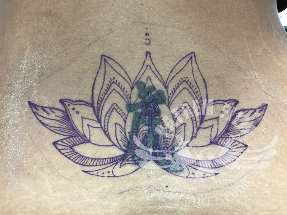 Lotus als cover-up Tattoeages 2