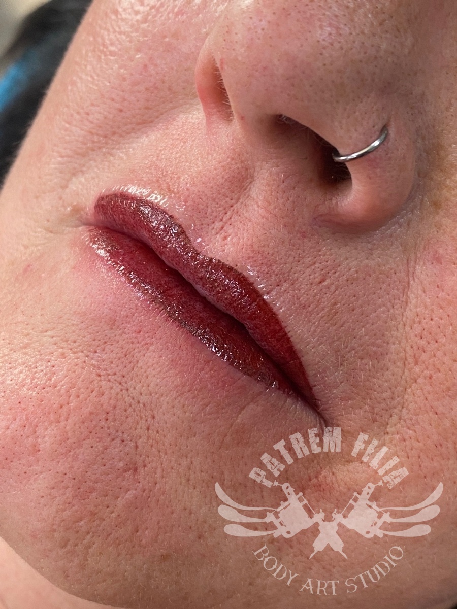 Lippen 1e behandeling Permanente Make Up