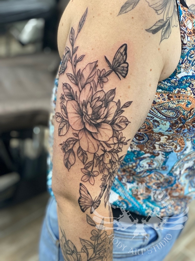Bloemen met vlinders Tattoeages