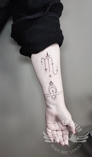 Symbolisch Tattoeages