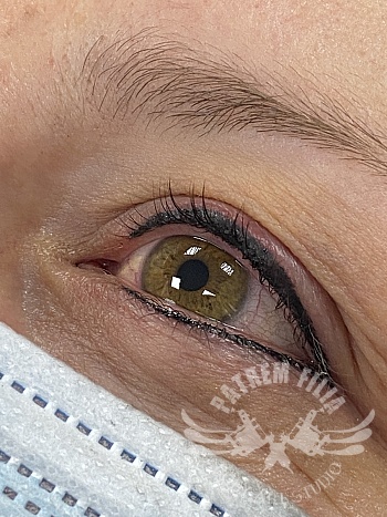 Eyeliner boven en onder