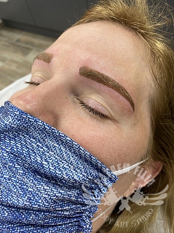 Wenkbrauwen - Eyeliner - Lippen