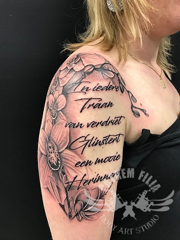 bloemen met gedicht