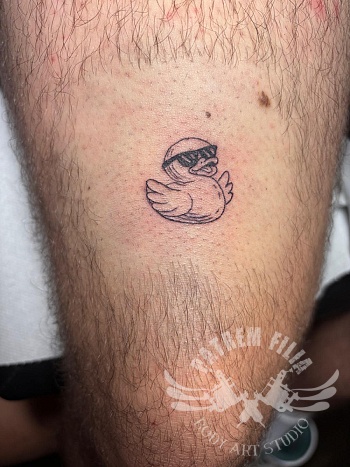 Cool duck - been tattoo