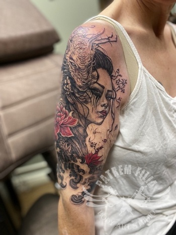 Geisha met draak