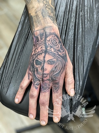 Hand tattoo