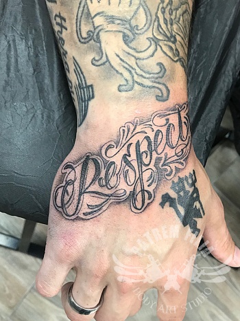 Handtattoo
