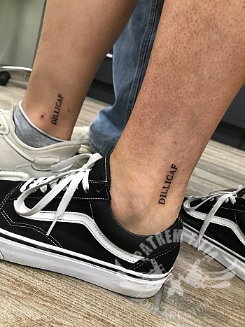 Koppel lettering DILLIGAF