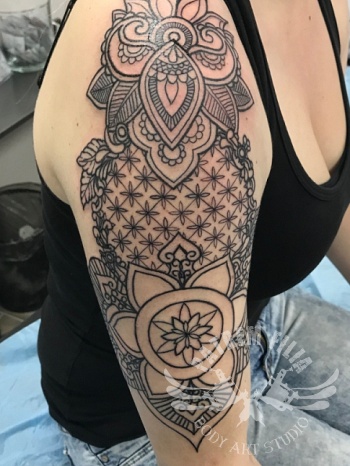 Mandala bovenarm