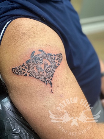 Maori manta met sterrenbeeld