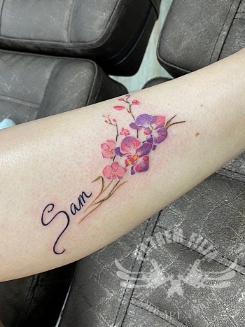 Naam met bloemen