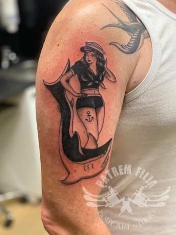 pinup met haai