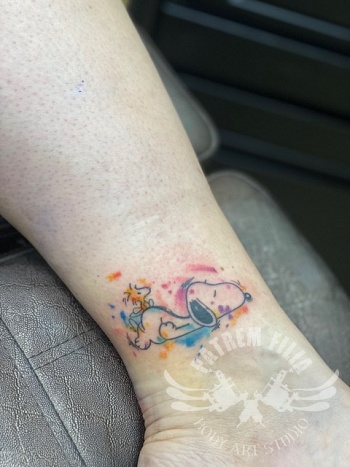 Snoopy op enkel met watercolor