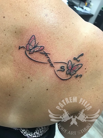 vlinder en infinity