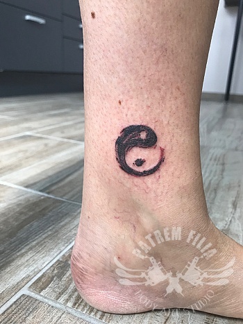 Ying Yang