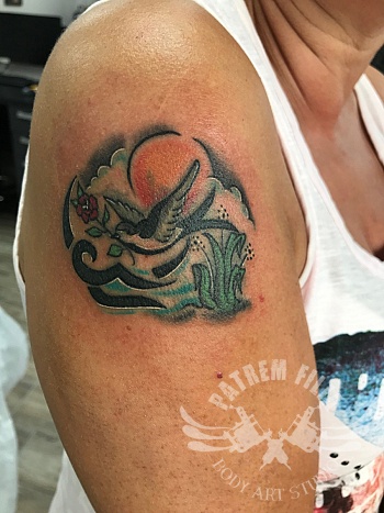 Zwaluw met tribal